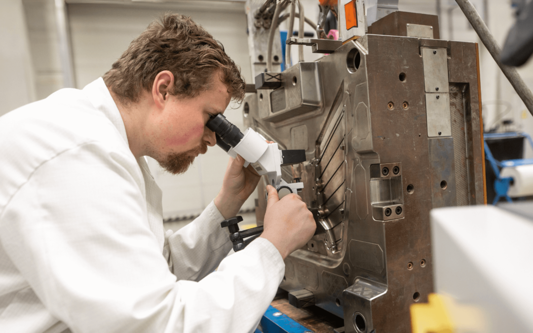 How Advanced Plastic Molding Technology Can Cut Production Costs